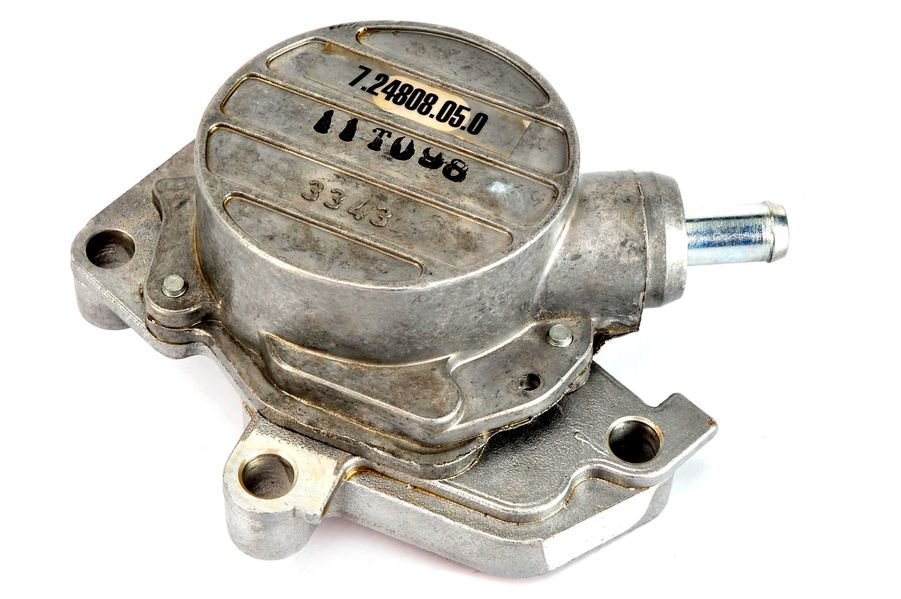 Mechanical vacuum pump fits: AUDI A3; SEAT CORDOBA, CORDOBA VARIO, IBIZA II, IBIZA III, INCA, LEON, TOLEDO II; SKODA FABIA I, FABIA I PRAKTIK, OCTAVIA I, OCTAVIA I/KOMBI; VW BORA 1.9D 11.95-04.12